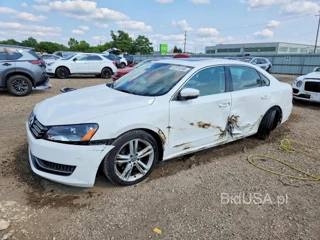 VOLKSWAGEN PASSAT SE