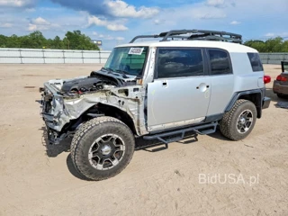 TOYOTA FJ CRUISER BASE