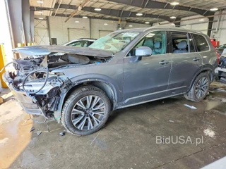 VOLVO XC90 T5 MOMENTUM