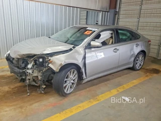 TOYOTA AVALON LIMITED