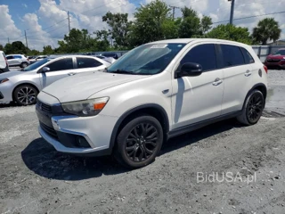 MITSUBISHI OUTLANDER SPORT ES
