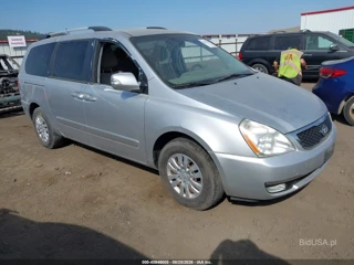 KIA KIA SEDONA LX