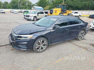 VOLKSWAGEN PASSAT SE