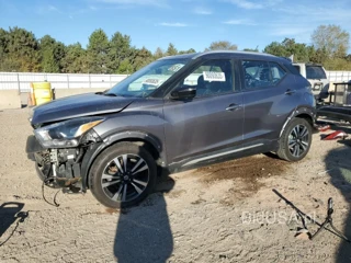 NISSAN KICKS SR