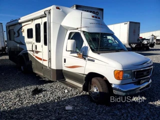 FORD ECONOLINE E450 SUPER DUTY CUTAWAY VAN