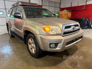 TOYOTA 4RUNNER SR5