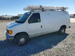 FORD ECONOLINE E250 VAN