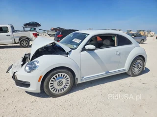 VOLKSWAGEN BEETLE SE