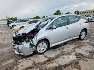 NISSAN LEAF S