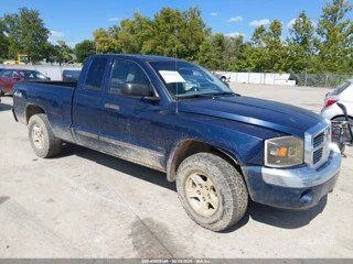 DODGE DODGE DAKOTA SLT