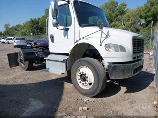 FREIGHTLINER FREIGHTLINER M2 106