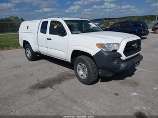 TOYOTA TOYOTA TACOMA SR
