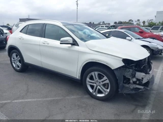 MERCEDES-BENZ MERCEDES-BENZ GLA 250 4MATIC