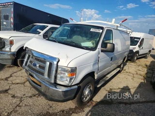 FORD ECONOLINE E250 VAN