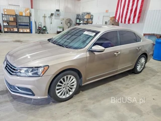 VOLKSWAGEN PASSAT SE