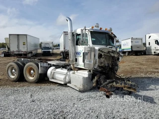 PETERBILT 389