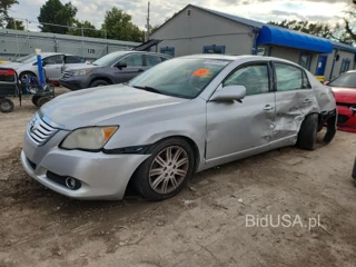 TOYOTA AVALON XL