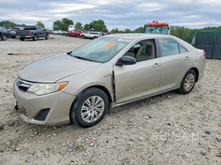 TOYOTA CAMRY HYBRID LE