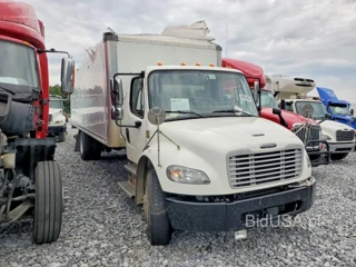 FRHT - FREIGHTLINER M2