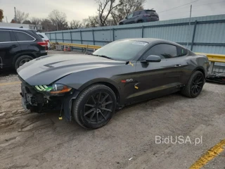 FORD MUSTANG GT