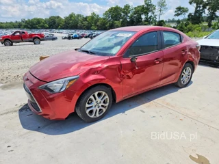 TOYOTA YARIS IA BASE