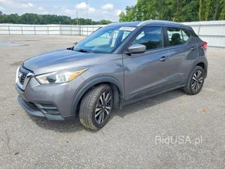 NISSAN KICKS SV