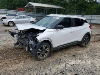 NISSAN KICKS SR