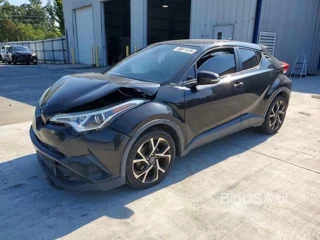 TOYOTA C-HR XLE