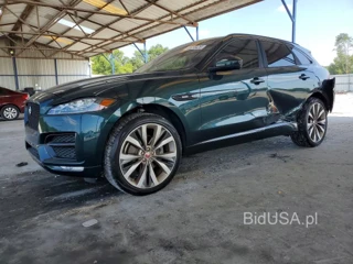 JAGUAR F-PACE R - SPORT