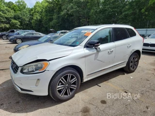 VOLVO XC60 T5 DYNAMIC