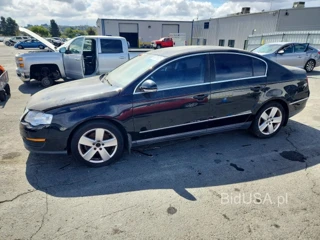 VOLKSWAGEN PASSAT KOMFORT