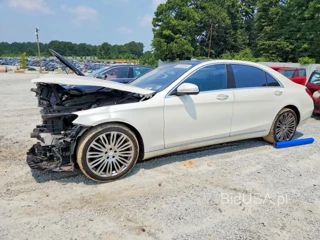 MERCEDES-BENZ S 550