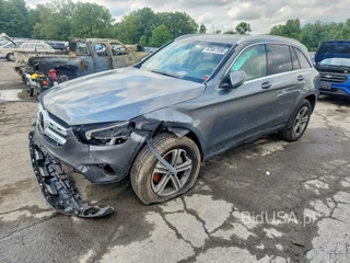 MERCEDES-BENZ GLC 300 4MATIC