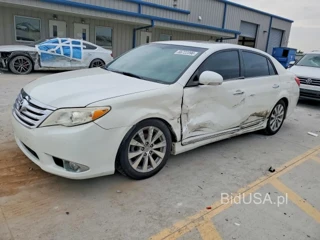 TOYOTA AVALON LIMITED