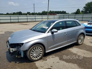 AUDI A3 E-TRON PREMIUM PLUS