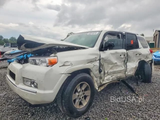 TOYOTA 4RUNNER SR5