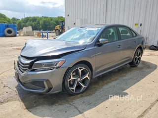 VOLKSWAGEN PASSAT R-LINE