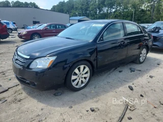 TOYOTA AVALON XLS