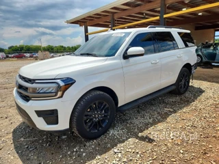 FORD EXPEDITION XLT