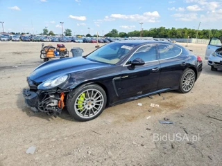 PORSCHE PANAMERA SE HYBRID