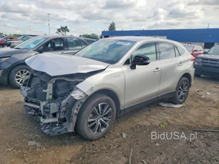 TOYOTA VENZA LE
