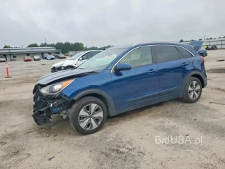 KIA NIRO LX