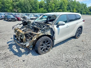 TOYOTA HIGHLANDER LE