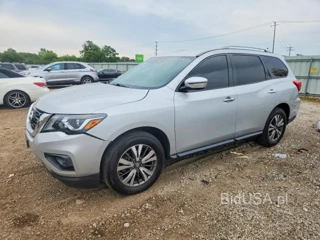 NISSAN PATHFINDER SV