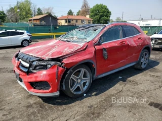 MERCEDES-BENZ GLA 250 4MATIC