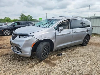 CHRYSLER PACIFICA TOURING L