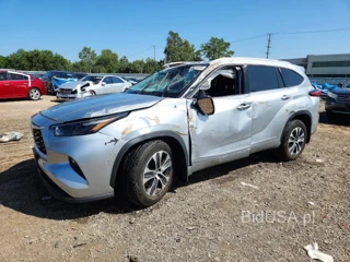 TOYOTA HIGHLANDER HYBRID XLE