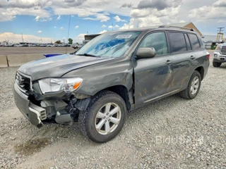 TOYOTA HIGHLANDER BASE