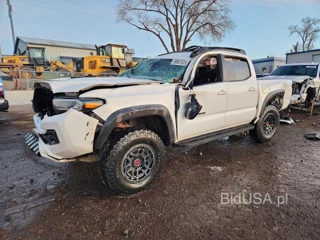 TOYOTA TACOMA DOUBLE CAB