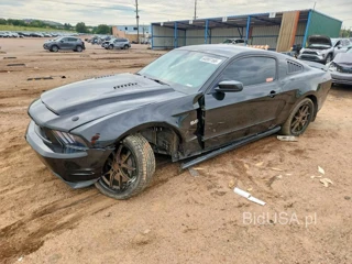 FORD MUSTANG GT